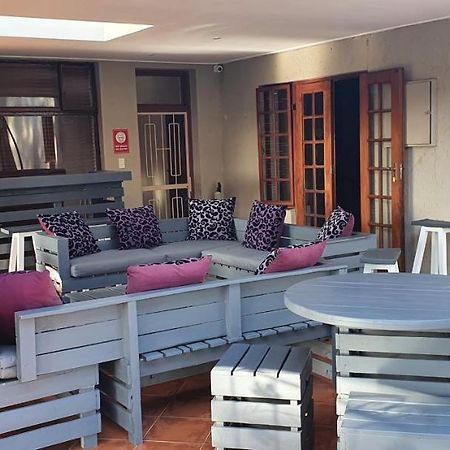 Life Tours & Accommodation Boksburg Ngoại thất bức ảnh